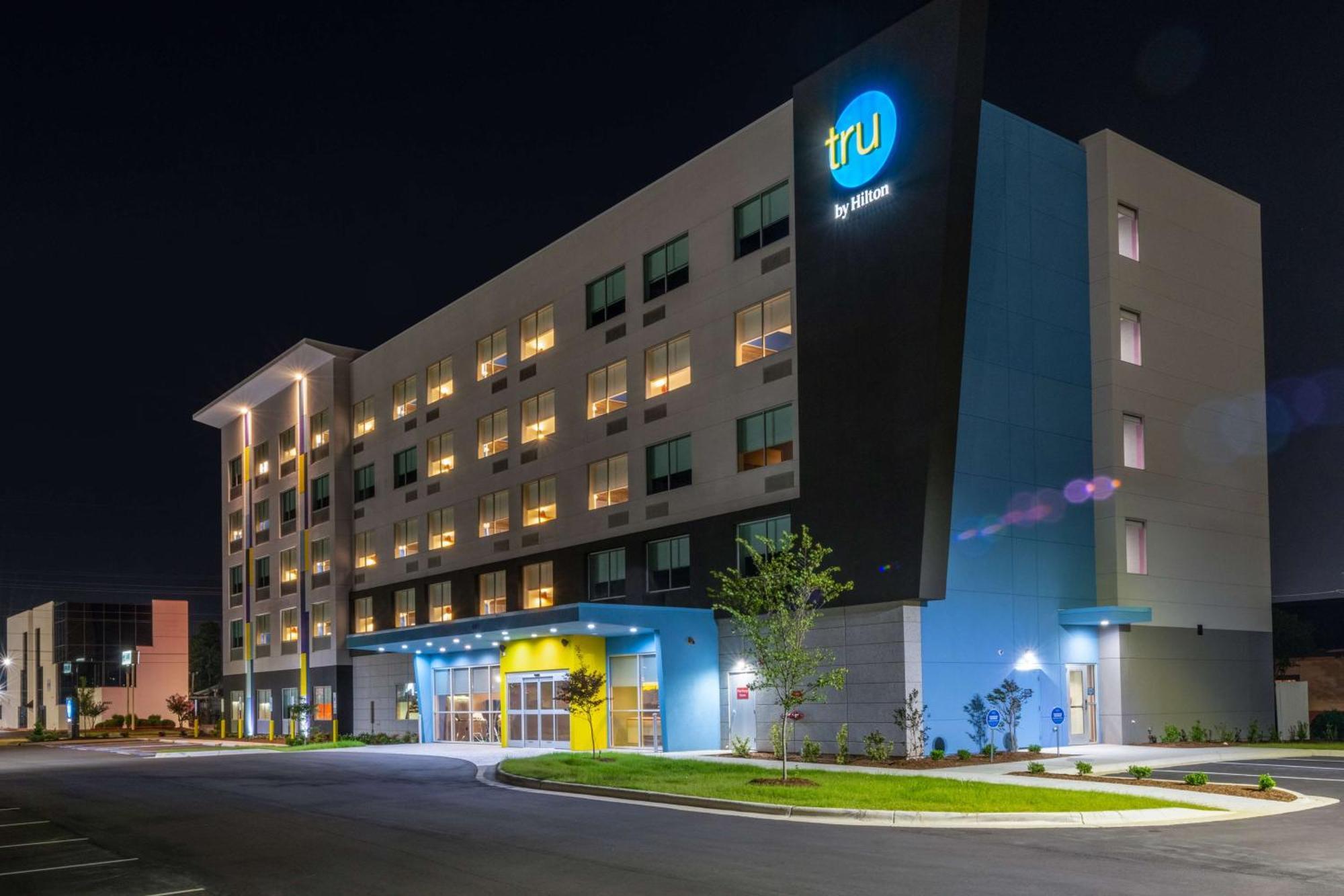 Tru By Hilton Fayetteville Fort Bragg Exterior photo